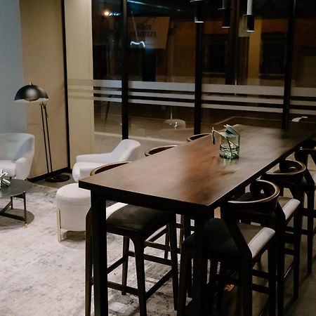 Apartamento Exclusivo Ciudad De Guatemala Zona 10 Exteriör bild